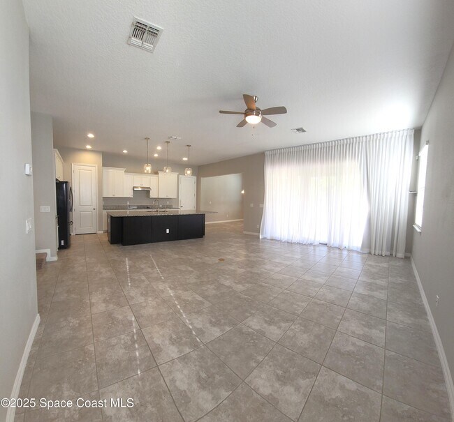 Building Photo - 1813 Hawksbill Ln