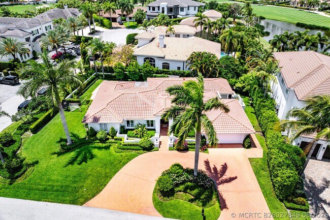 Building Photo - 1251 Thatch Palm Dr