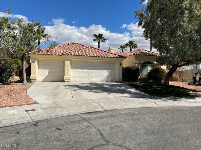 Primary Photo - 4613 Plano Dr