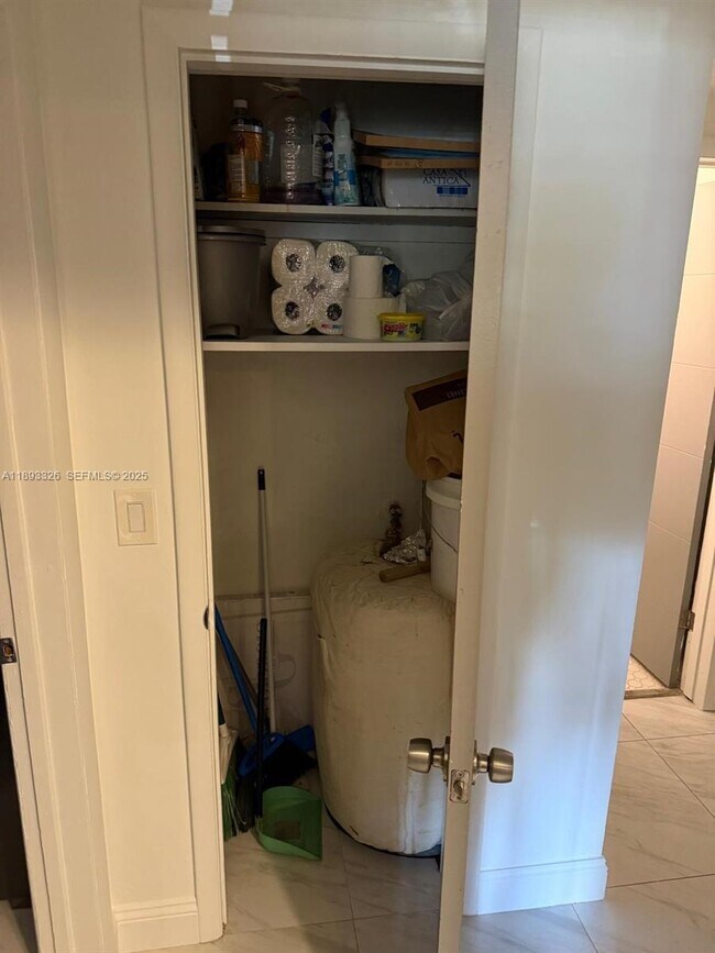 Building Photo - 2200 S Ocean Dr