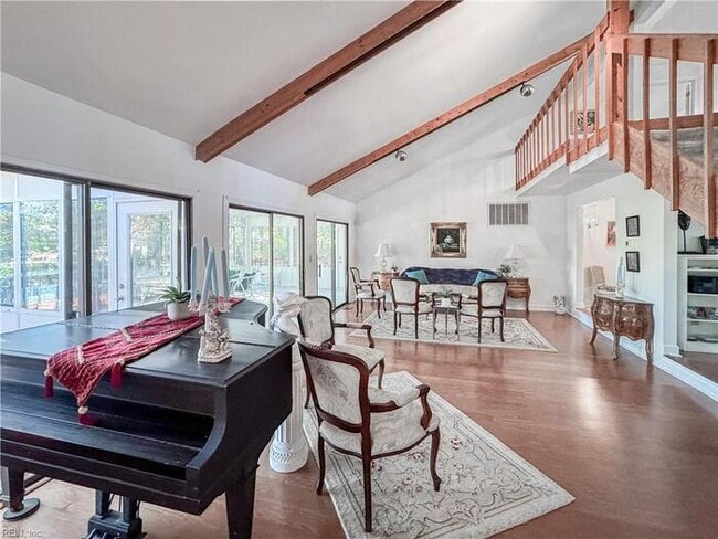 Building Photo - WATERFRONT 5 BEDROOM/4 BATH IN VIRGINIA BEACH! READY FOR RENT!!