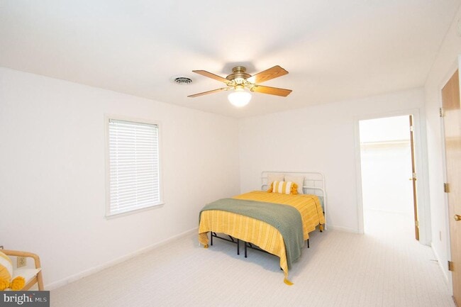 Building Photo - 110 Middle St