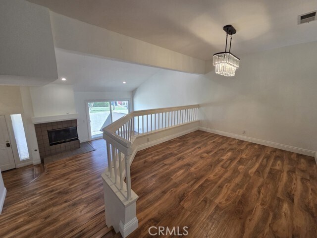 Building Photo - 9 Rock Cliff Pl