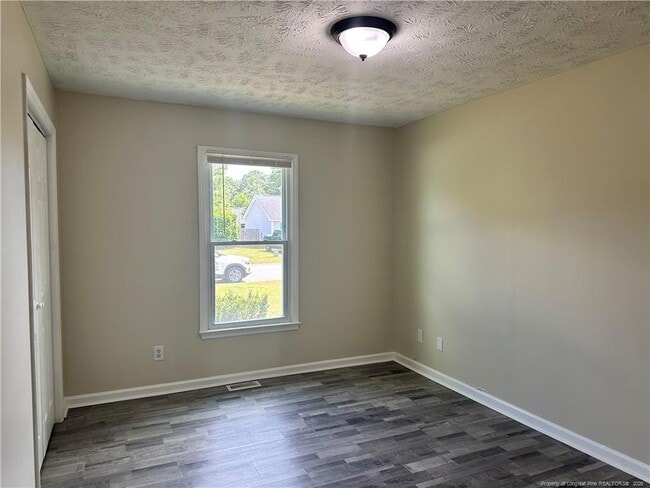 Building Photo - 4938 Tangerine Dr