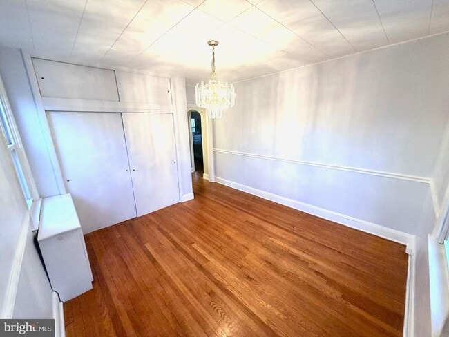 Building Photo - 303 Willow Ave