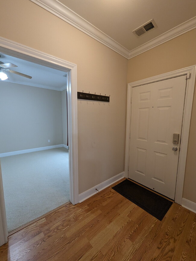 Building Photo - 1102 PR 3097