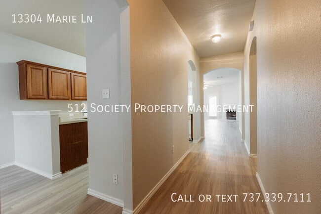 Building Photo - 13304 Marie Ln