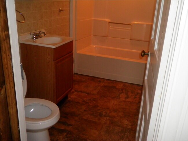 Building Photo - 221 West St