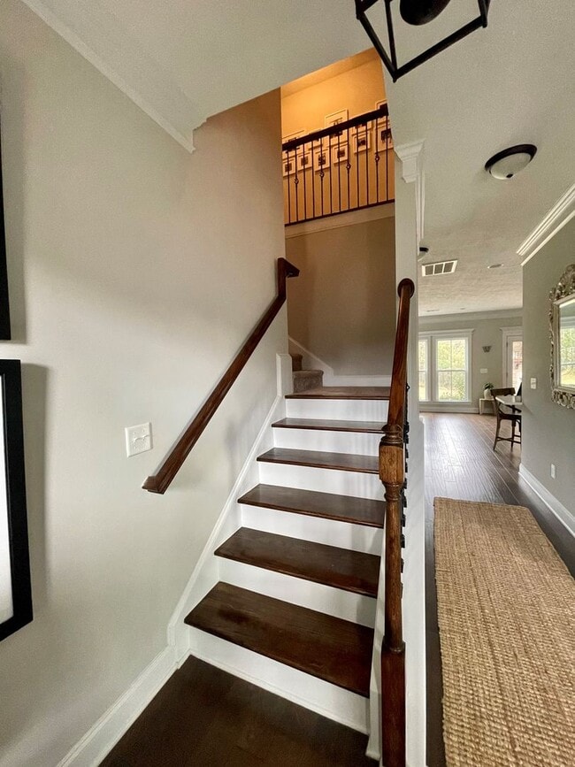 Building Photo - Beautiful Home located in Evans