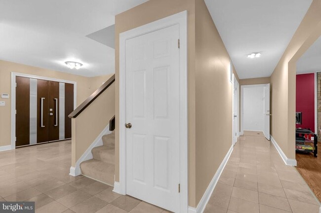 Building Photo - 8033 Cypress Grove Ln