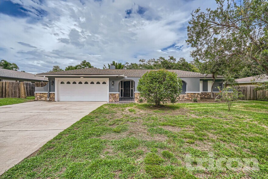 Building Photo - 421 San Sebastian Prado