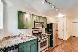 Building Photo - 63 Jefferson St