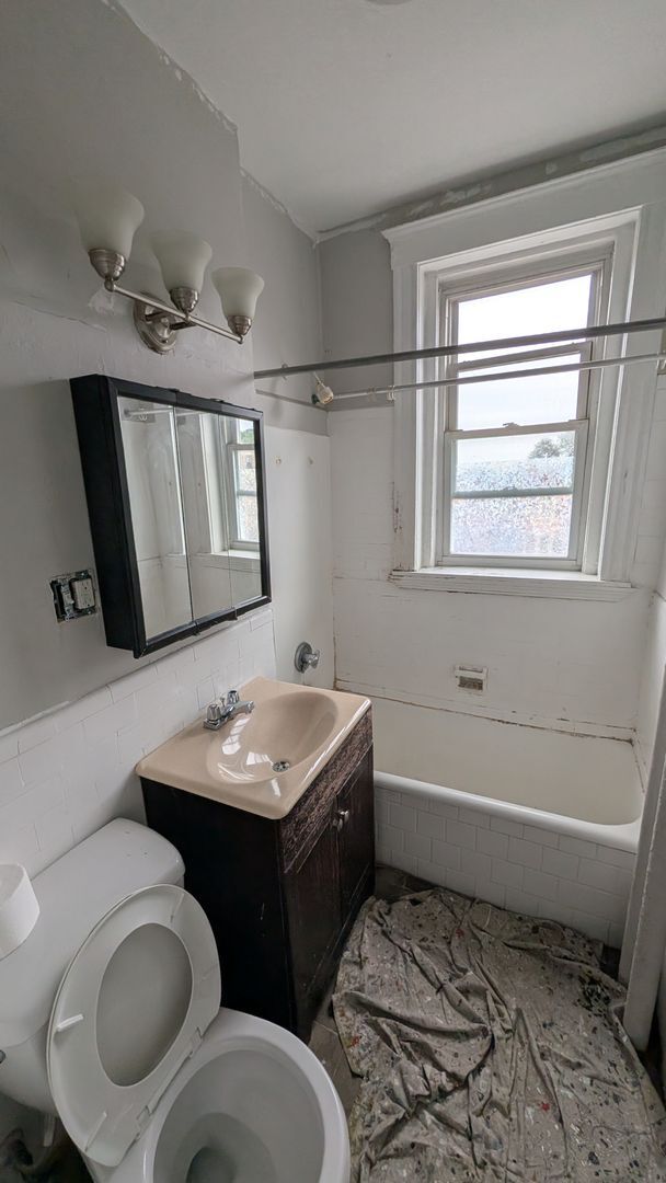 Building Photo - Bright, Spacious Allston 2-bed Near the T