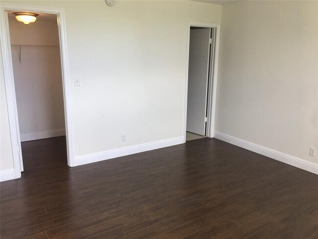 Building Photo - 2440 DC Country Club Boulevard