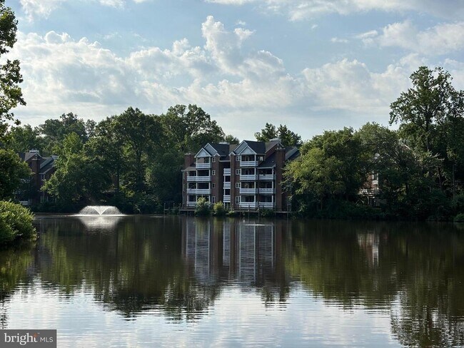 Building Photo - 7531 Chrisland Cove