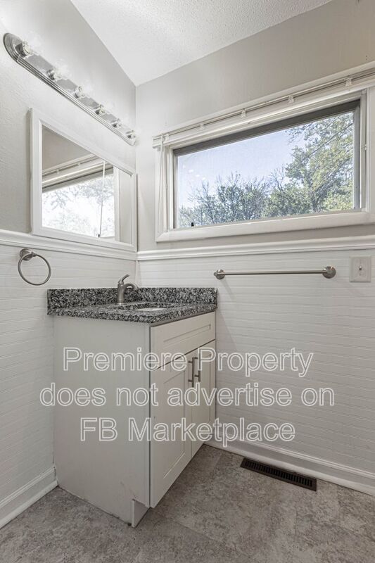 Building Photo - 6306 Fairlane Dr
