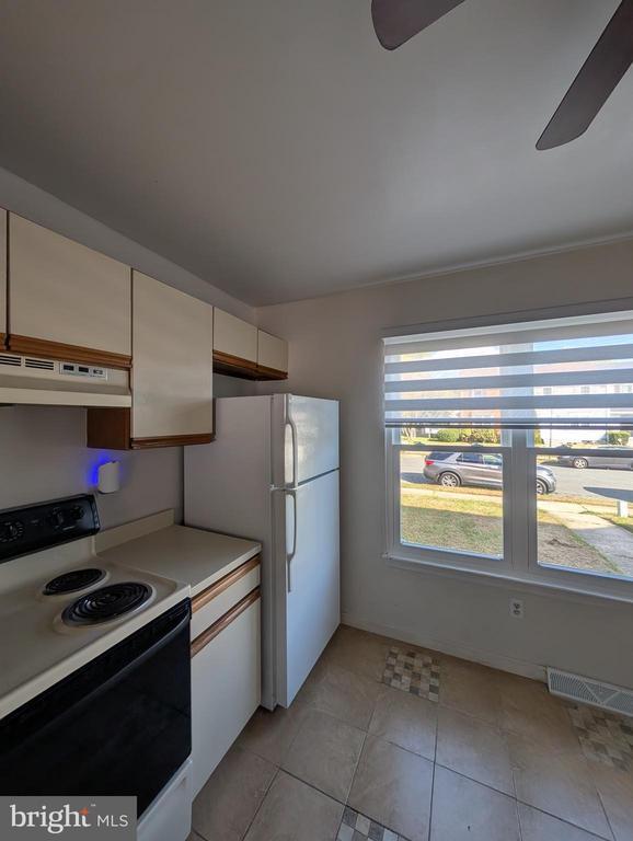 Building Photo - 312 Cold Spring Pl