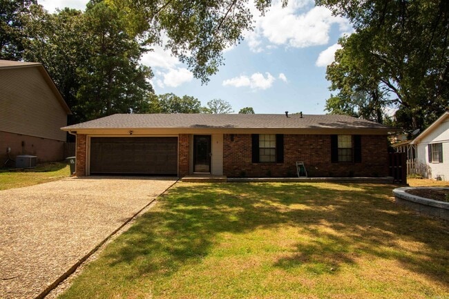 Primary Photo - 8 Turtle Creek Ct
