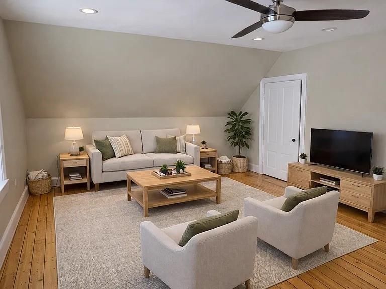 Building Photo - 16 Tecumseh St