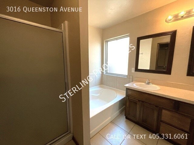 Building Photo - 3016 Queenston Ave