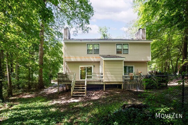 Building Photo - 726 Braniff Dr Cary, NC 27513 Semi Private...