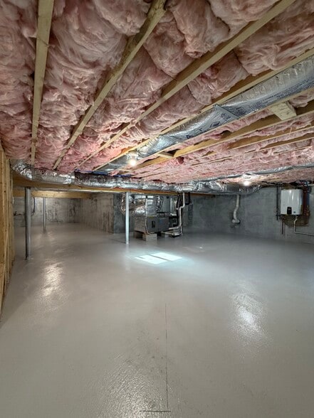 Storage - 507 Mendon Rd