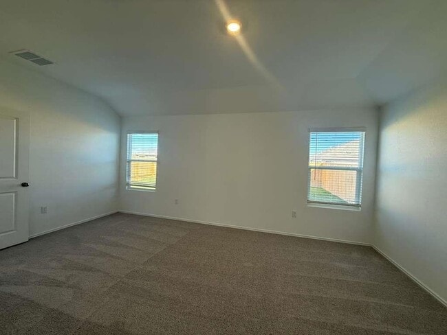 Building Photo - 205 Herald Dr