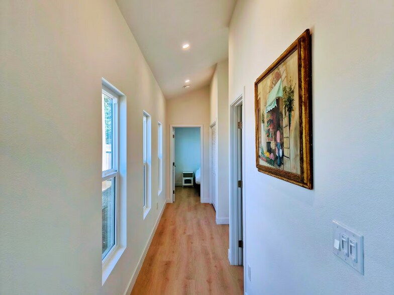 Building Photo - 1567 Rebel Way