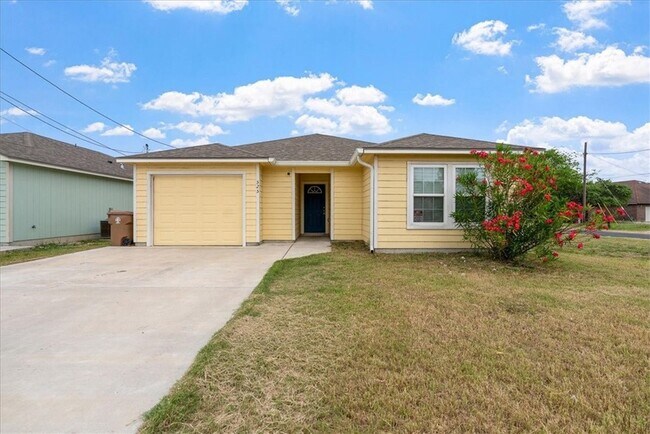 Primary Photo - 525 Military Dr