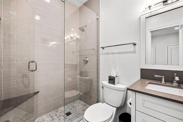 Building Photo - 3420 Rosedale Ave