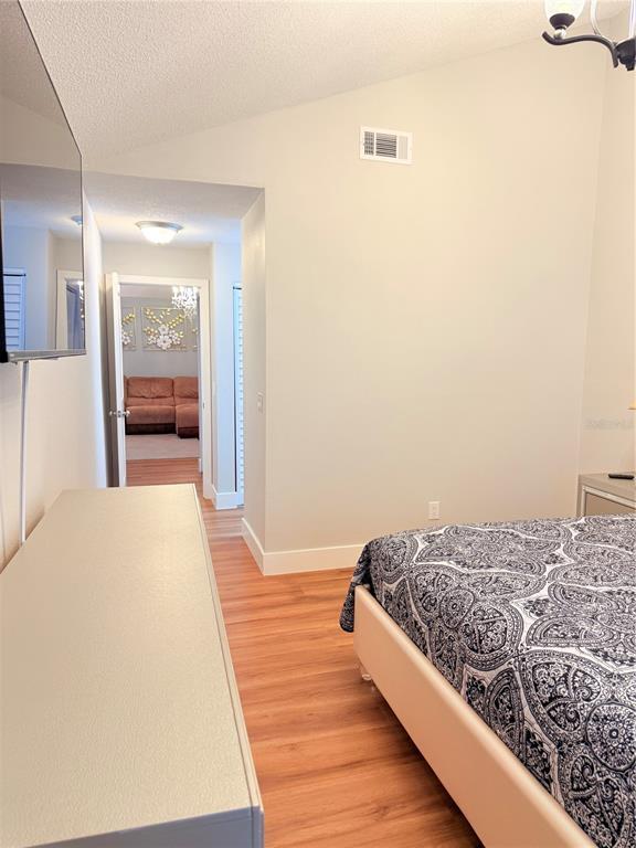 Building Photo - 2130 Redleaf Dr