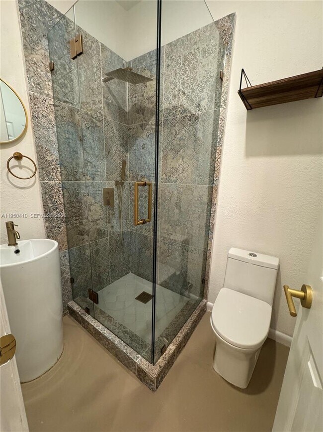 Building Photo - 340 NW 138th St