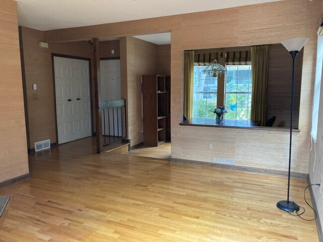 Building Photo - 3831 Paseo del Prado