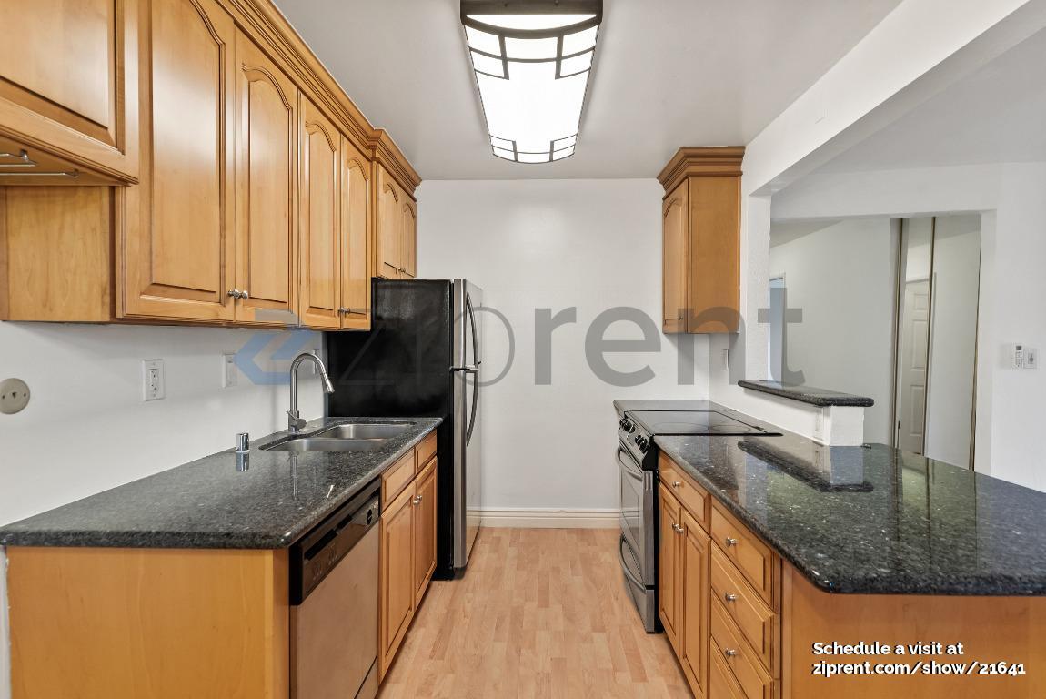 Building Photo - 14245 Lora Dr