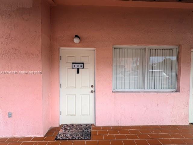 Building Photo - 8019 Lake Dr