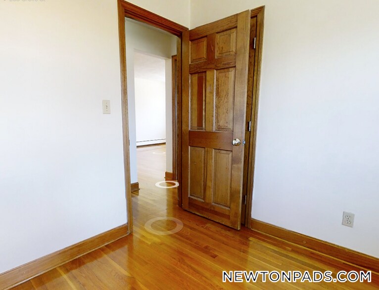 Building Photo - 278 Grove St