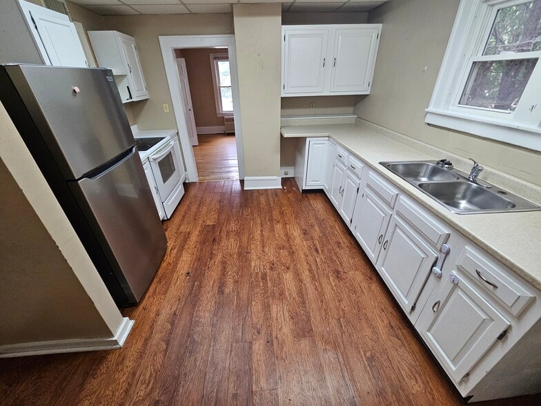 Building Photo - 173 Pearl St