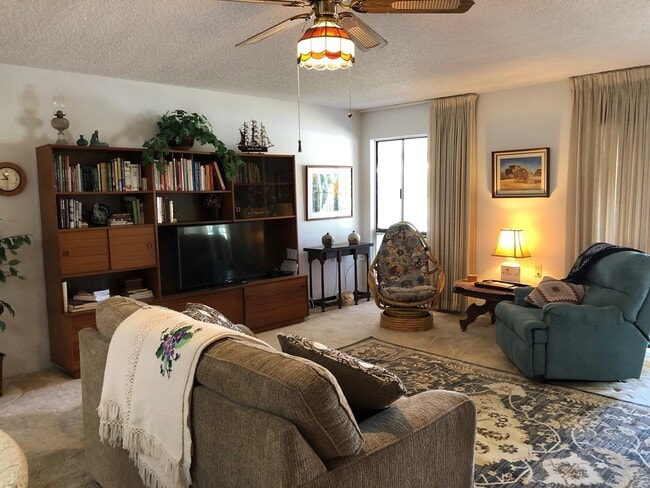 Building Photo - Lovely Home in 45+ Active Adult Community of Leisure World Available May through October 2026!