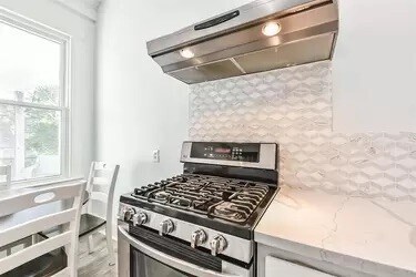 Building Photo - 1015 26th St