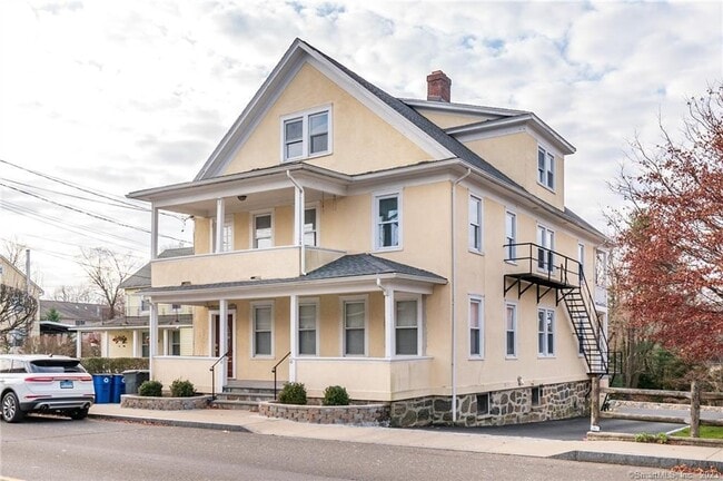 Building Photo - 310 Hamilton Ave