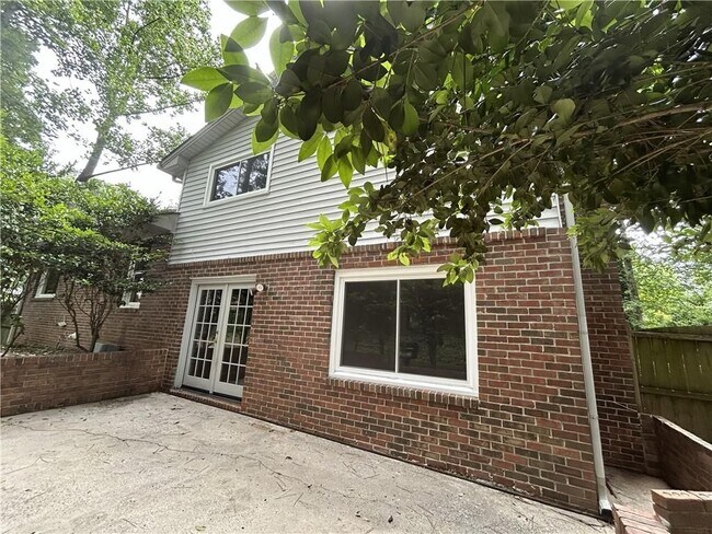 Building Photo - 2271 Fox Hound Pkwy