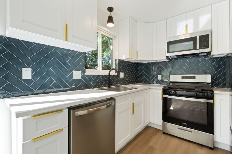 Primary Photo - 1624 Banyan Dr