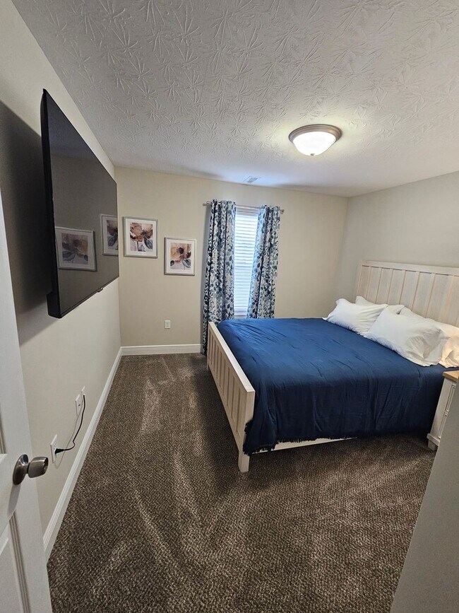Building Photo - Cute New Construction Wilmington Ranch