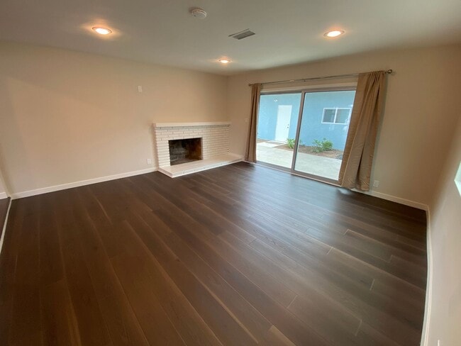 Building Photo - Beautifully Updated Home in the Heart of Central Torrance + Bonus Unit