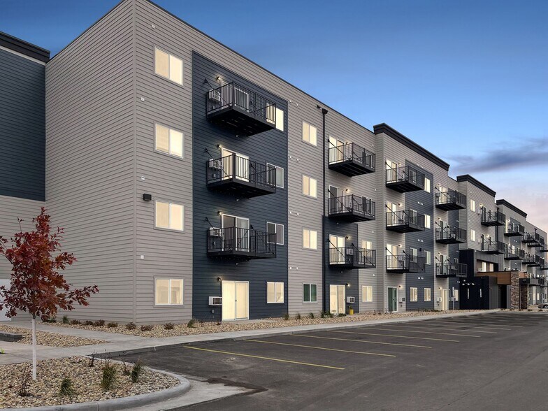 District 29 Apartments & Townhomes 2905 Dodger Dr Fort Dodge IA 50501 Apartment Finder