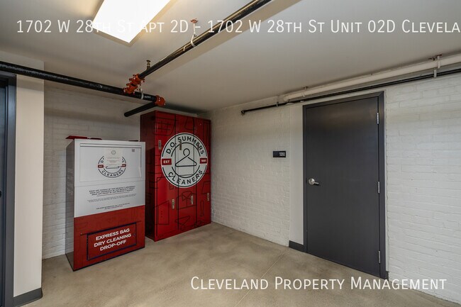 Building Photo - Modern Ohio City Studio Apartment