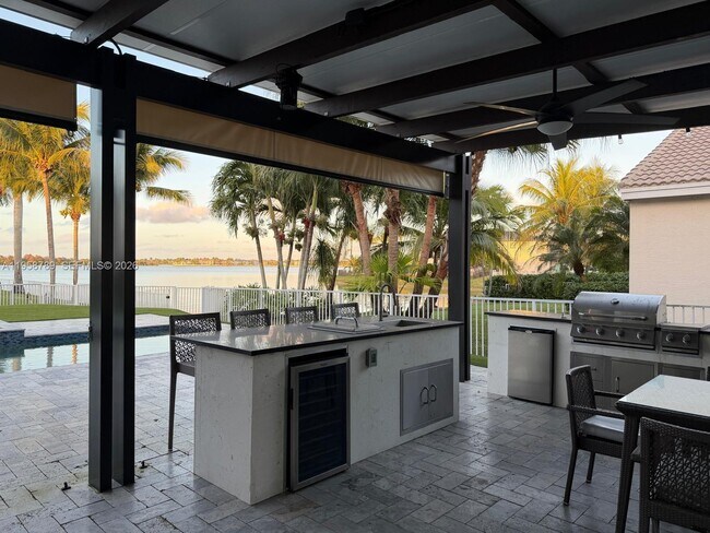 Building Photo - 5455 SW 191st Terrace