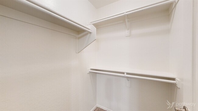 Building Photo - 44336 W McClelland Dr