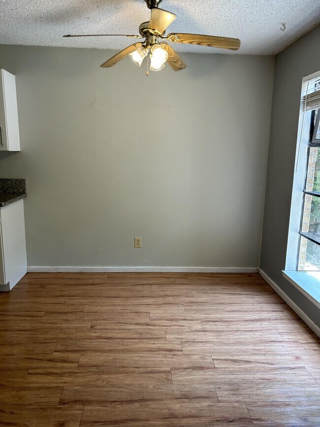 Building Photo - 603 Bracewood Cir