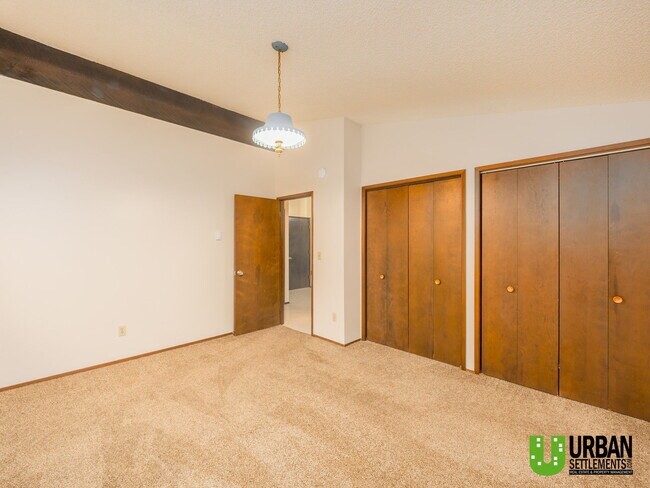 Building Photo - 1612 N Union Rd